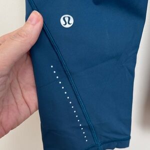 Lululemon Teal Blue Crop Leggings Women's Size 2 XXS Zip Pocket Authentic